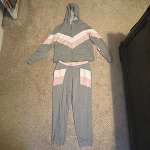 kids sweatsuit
